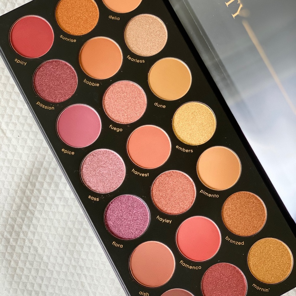 KARITY - Picante Eyeshadow Palette